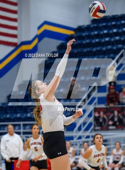 Thumbnail 3 in Hamilton vs. Olney (UIL 2A Region 1 Bi-District Championship) photogallery.
