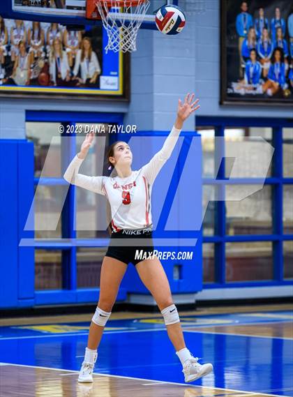 Thumbnail 3 in Hamilton vs. Olney (UIL 2A Region 1 Bi-District Championship) photogallery.