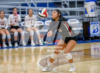 Thumbnail 2 in Hamilton vs. Olney (UIL 2A Region 1 Bi-District Championship) photogallery.