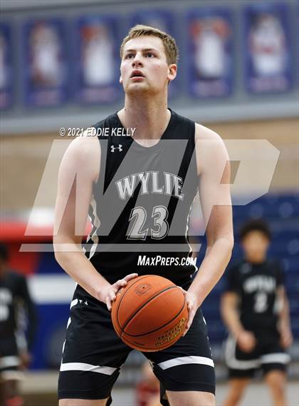 Thumbnail 1 in Lone Star vs Wylie (In-N-Out Tournament) photogallery.