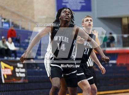 Thumbnail 1 in Lone Star vs Wylie (In-N-Out Tournament) photogallery.