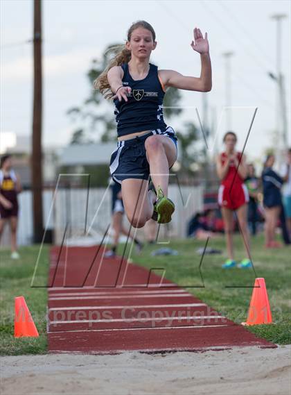 Thumbnail 2 in Cougar Invitational  photogallery.