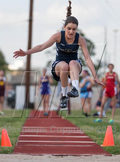 Thumbnail 1 in Cougar Invitational  photogallery.