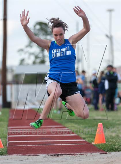 Thumbnail 2 in Cougar Invitational  photogallery.