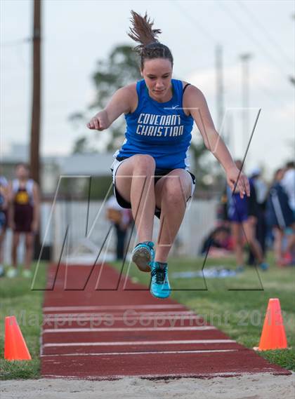 Thumbnail 2 in Cougar Invitational  photogallery.