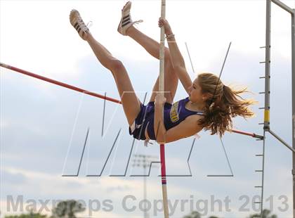 Thumbnail 3 in Cougar Invitational  photogallery.