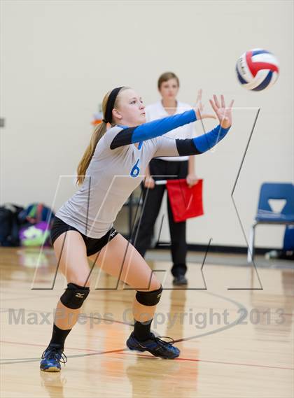 Thumbnail 2 in La Vernia @ Brennan photogallery.