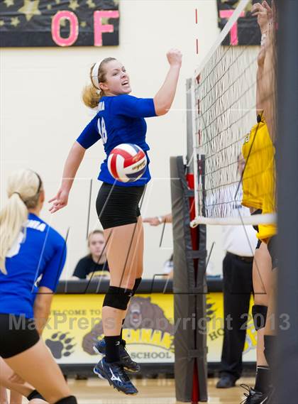 Thumbnail 2 in La Vernia @ Brennan photogallery.