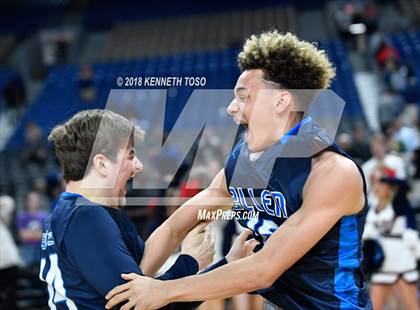 Thumbnail 3 in Tompkins vs. Allen (UIL 6A Final) photogallery.