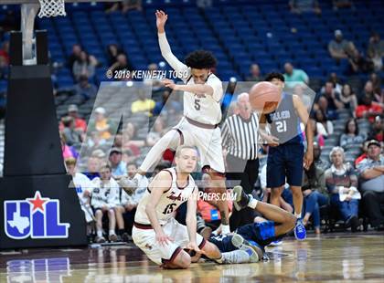 Thumbnail 2 in Tompkins vs. Allen (UIL 6A Final) photogallery.