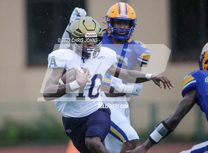 Thumbnail 2 in Althoff Catholic @ Burroughs photogallery.