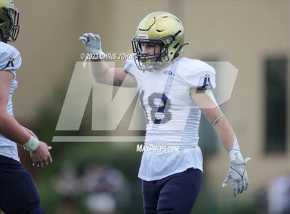 Thumbnail 2 in Althoff Catholic @ Burroughs photogallery.