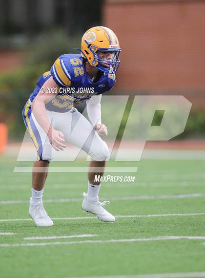 Thumbnail 1 in Althoff Catholic @ Burroughs photogallery.