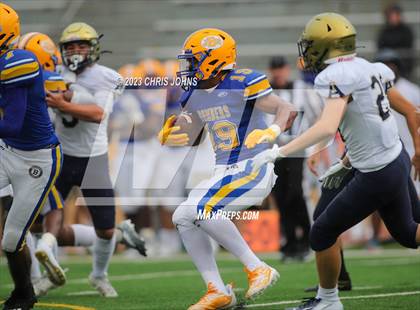 Thumbnail 1 in Althoff Catholic @ Burroughs photogallery.