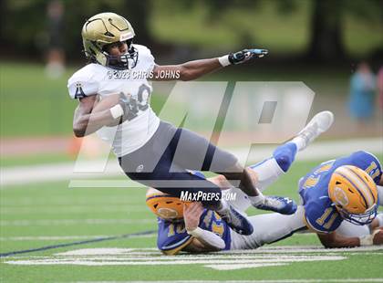 Thumbnail 3 in Althoff Catholic @ Burroughs photogallery.