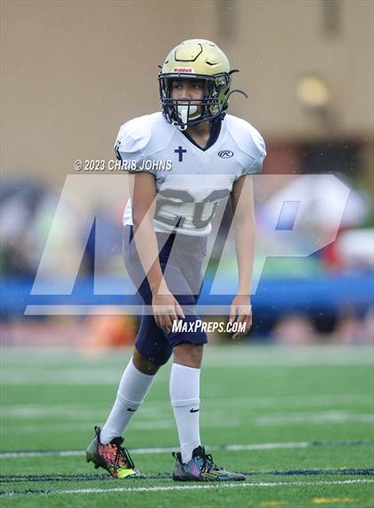 Thumbnail 1 in Althoff Catholic @ Burroughs photogallery.