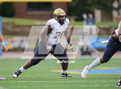 Thumbnail 1 in Althoff Catholic @ Burroughs photogallery.