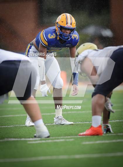 Thumbnail 3 in Althoff Catholic @ Burroughs photogallery.