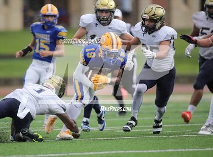 Thumbnail 3 in Althoff Catholic @ Burroughs photogallery.