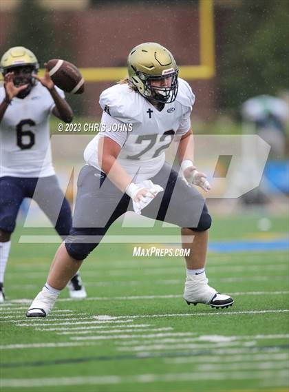 Thumbnail 3 in Althoff Catholic @ Burroughs photogallery.