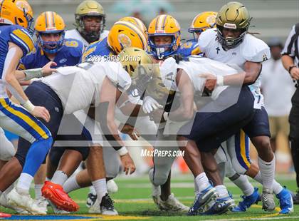 Thumbnail 2 in Althoff Catholic @ Burroughs photogallery.