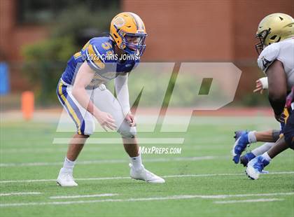 Thumbnail 3 in Althoff Catholic @ Burroughs photogallery.