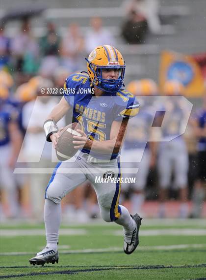 Thumbnail 2 in Althoff Catholic @ Burroughs photogallery.