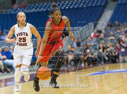 Thumbnail 2 in Vista Ridge vs. Liberty (UIL 5A Semifinal) photogallery.