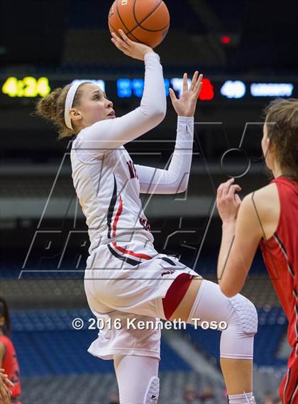 Thumbnail 2 in Vista Ridge vs. Liberty (UIL 5A Semifinal) photogallery.