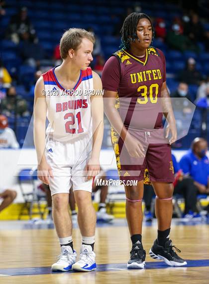 Thumbnail 1 in Beaumont United vs. West Brook photogallery.