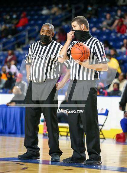 Thumbnail 3 in Beaumont United vs. West Brook photogallery.