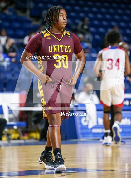 Thumbnail 1 in Beaumont United vs. West Brook photogallery.