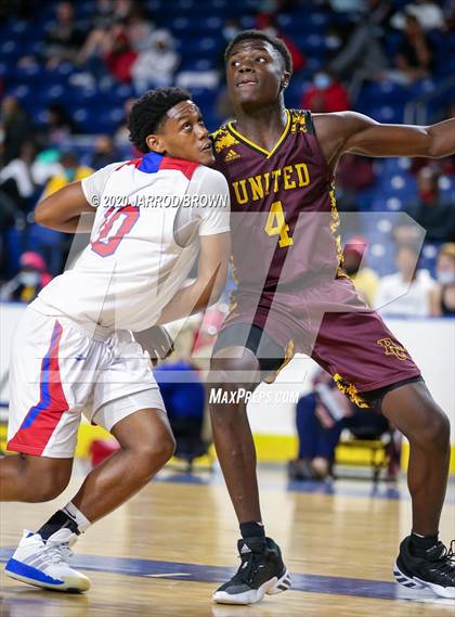 Thumbnail 2 in Beaumont United vs. West Brook photogallery.