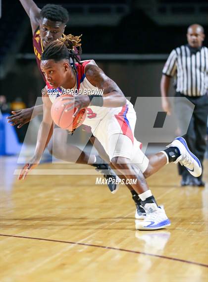 Thumbnail 2 in Beaumont United vs. West Brook photogallery.