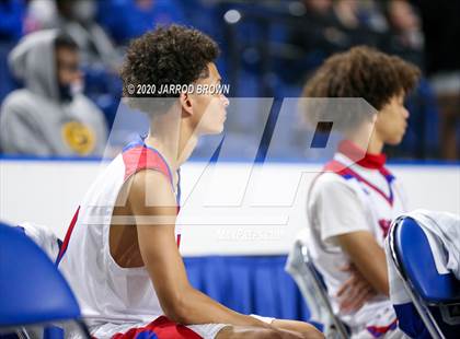 Thumbnail 1 in Beaumont United vs. West Brook photogallery.