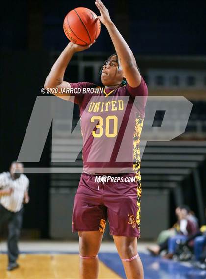 Thumbnail 1 in Beaumont United vs. West Brook photogallery.
