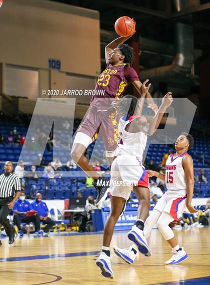 Thumbnail 1 in Beaumont United vs. West Brook photogallery.