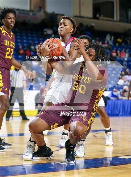 Thumbnail 1 in Beaumont United vs. West Brook photogallery.