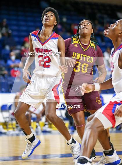 Thumbnail 1 in Beaumont United vs. West Brook photogallery.