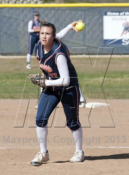 Thumbnail 3 in Cypress vs. Yorba Linda photogallery.