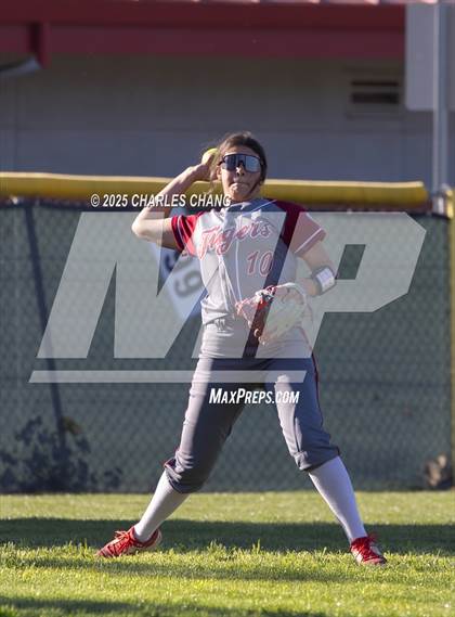 Thumbnail 2 in Lodi vs. Patterson (Bill Evans Memorial) photogallery.