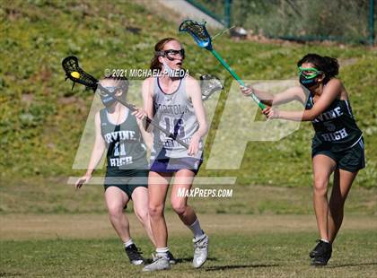 Thumbnail 3 in Irvine @ Portola photogallery.