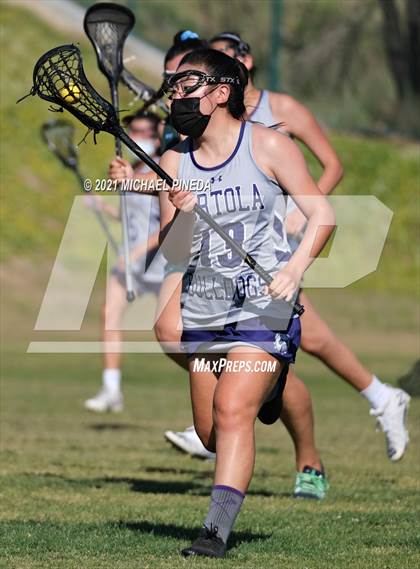 Thumbnail 1 in Irvine @ Portola photogallery.