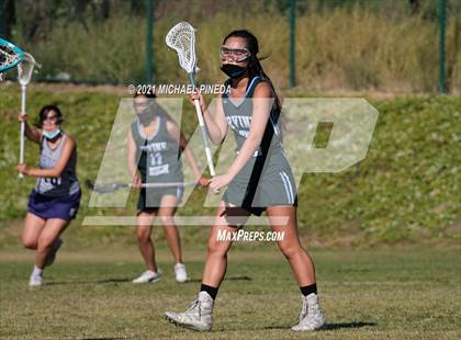 Thumbnail 3 in Irvine @ Portola photogallery.