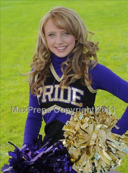 Thumbnail 3 in Bradshaw Christian (Football & Cheer Team/Individual Photos) photogallery.