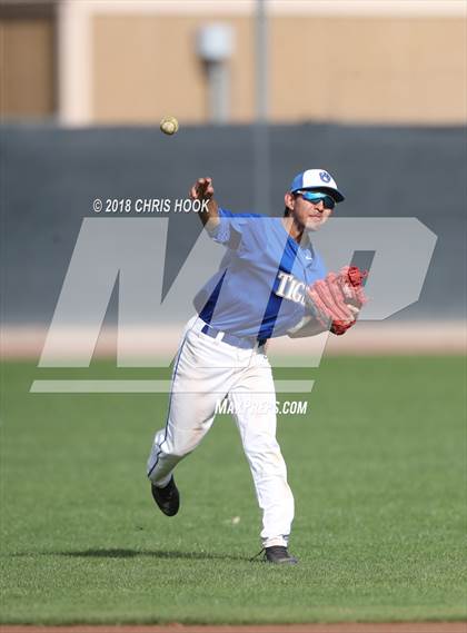 Thumbnail 3 in Marana vs. Yuma (Lancer Baseball Classic) photogallery.