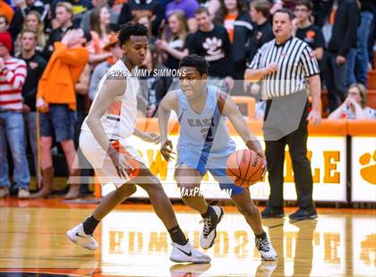 Thumbnail 3 in Belleville East @ Edwardsville photogallery.
