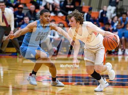 Thumbnail 3 in Belleville East @ Edwardsville photogallery.