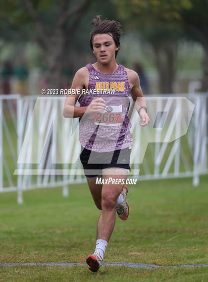 Thumbnail 3 in UIL Cross Country 6A Finals (5K) photogallery.