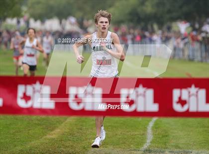 Thumbnail 2 in UIL Cross Country 6A Finals (5K) photogallery.